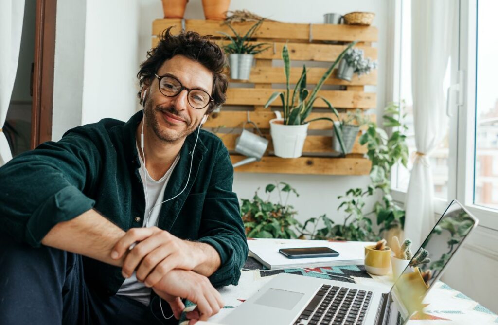 Registrar-se como autônomo é essencial para formalizar e expandir seu negócio.